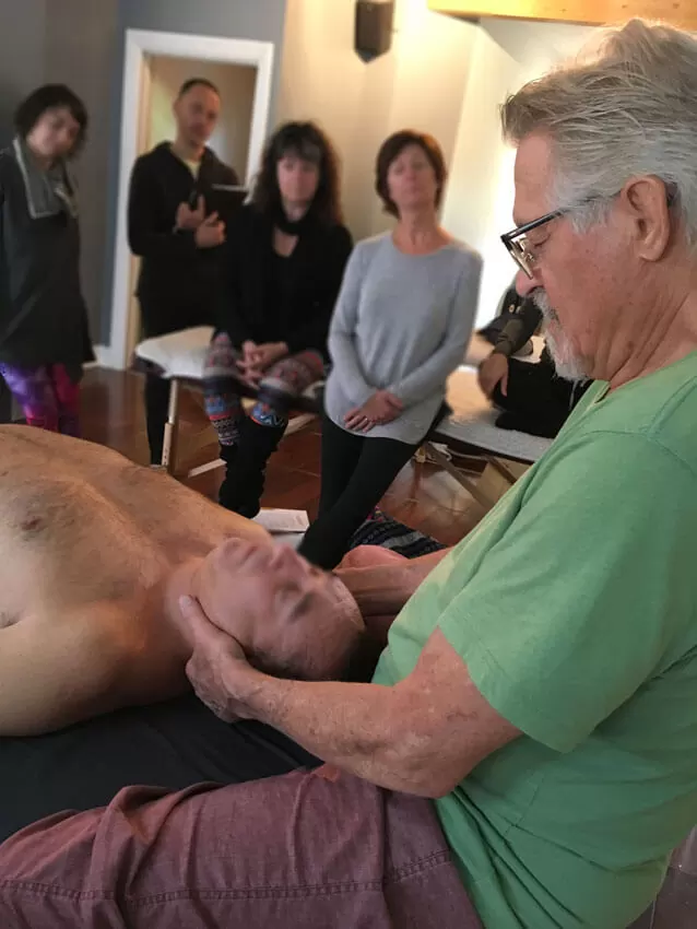 Deane Juhan - Unwinding the Cranium and Neck - Deane with client